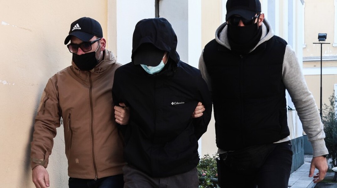 Δράστες ξυλοδαρμού του σταθμάρχη του μετρό