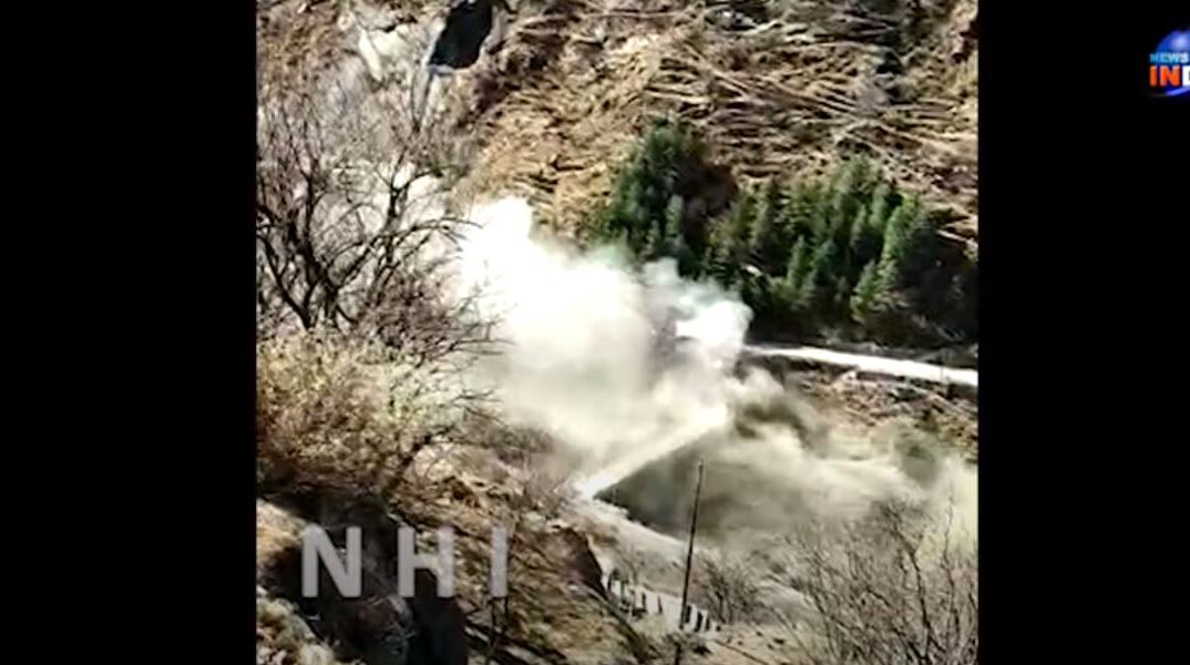 Ινδία - Κατάρρευση παγετώνα