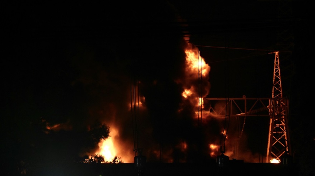 Φωτιά στο ΚΥΤ Ασπροπύργου