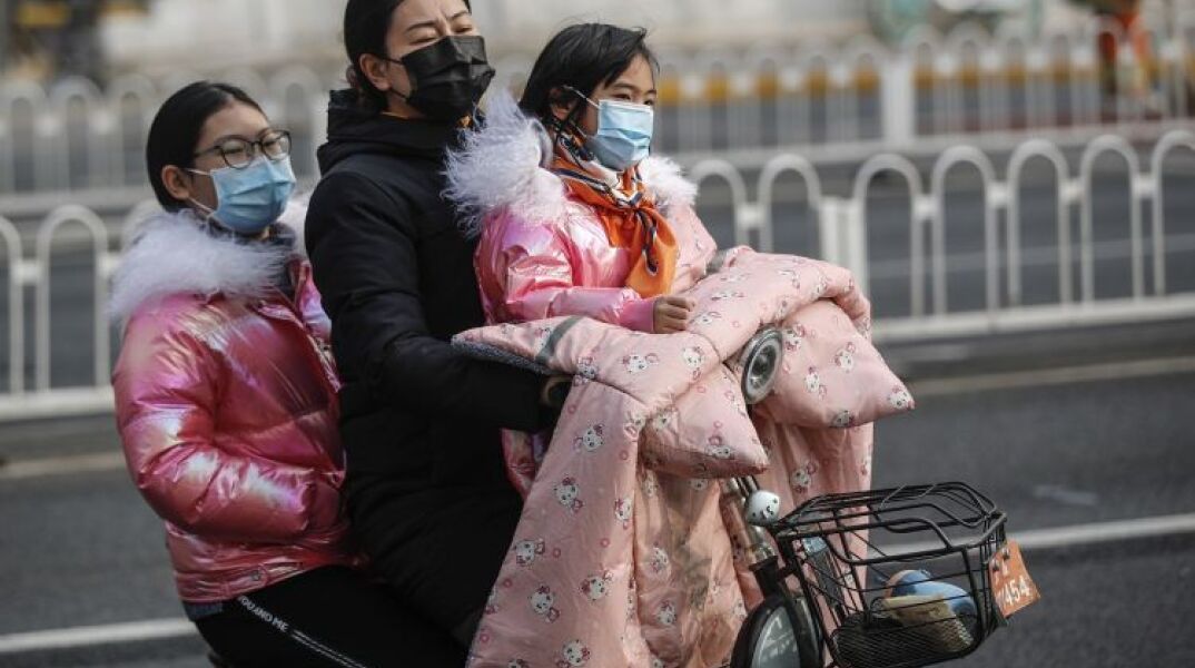 ΚΑΘΗΜΕΡΙΝΗ ΖΩΗ ΕΝ ΜΕΣΩ ΠΑΝΔΗΜΙΑΣ ΣΤHN KINA 