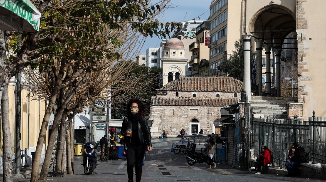 Στιγμιότυπο από το lockdown στην Αθήνα 