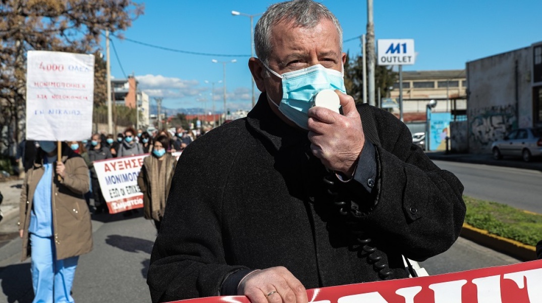 Ο πρόεδρος της ΠΟΕΔΗΝ, Μιχάλης Γιαννάκος