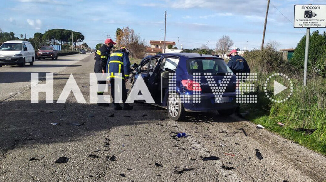 Τροχαίο ατύχημα στην Εθνική Οδό Πατρών - Πύργου - Το ένα από τα δύο οχήματα μετά τη μετωπική