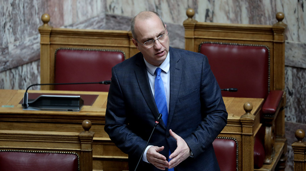 Γιάννης Οικονόμου 