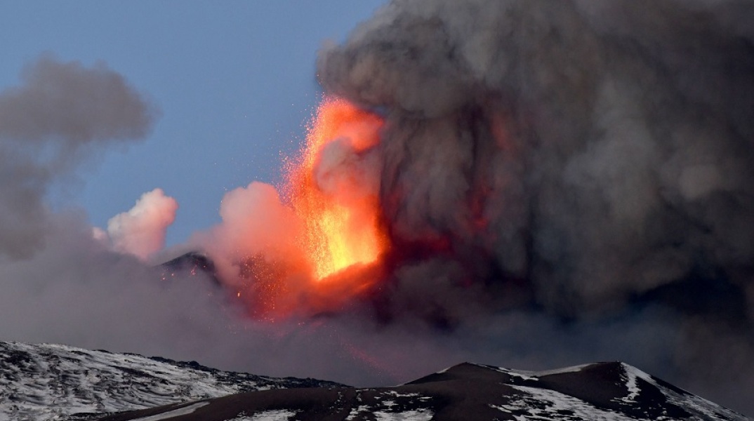 Εξερράγη κρατήρας του ηφαιστείου της Αίτνας