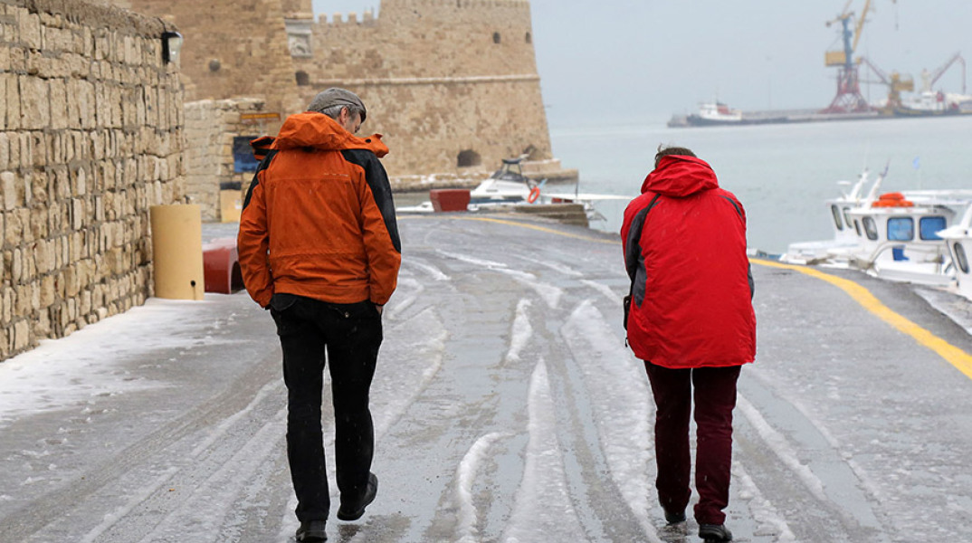 ΧΙΟΝΙΑ ΣΤΗΝ ΚΡΗΤΗ