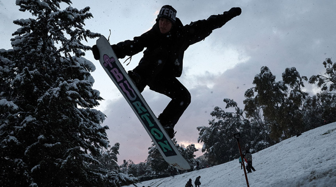  Κακοκαιρία ''Μήδεια'' / Snowboard στο πάρκο Ελευθερίας την Τρίτη 16 Φεβρουαρίου 2021