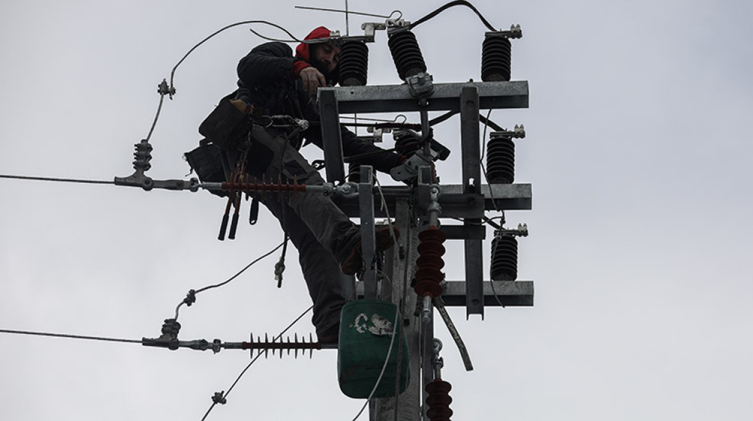 ΚΑΚΟΚΑΙΡΙΑ "ΜΗΔΕΙΑ" / ΠΡΟΒΛΗΜΑΤΑ ΑΠΟ ΤΗΝ ΧΙΟΝΟΠΤΩΣΗ ΣΤΗΝ ΠΕΡΙΟΧΗ ΤΟΥ ΔΙΟΝΥΣΟΥ