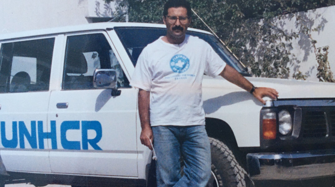 Ο Θεόφιλος Ρόζεμπεργκ στην Πρίστινα (Κόσοβο)