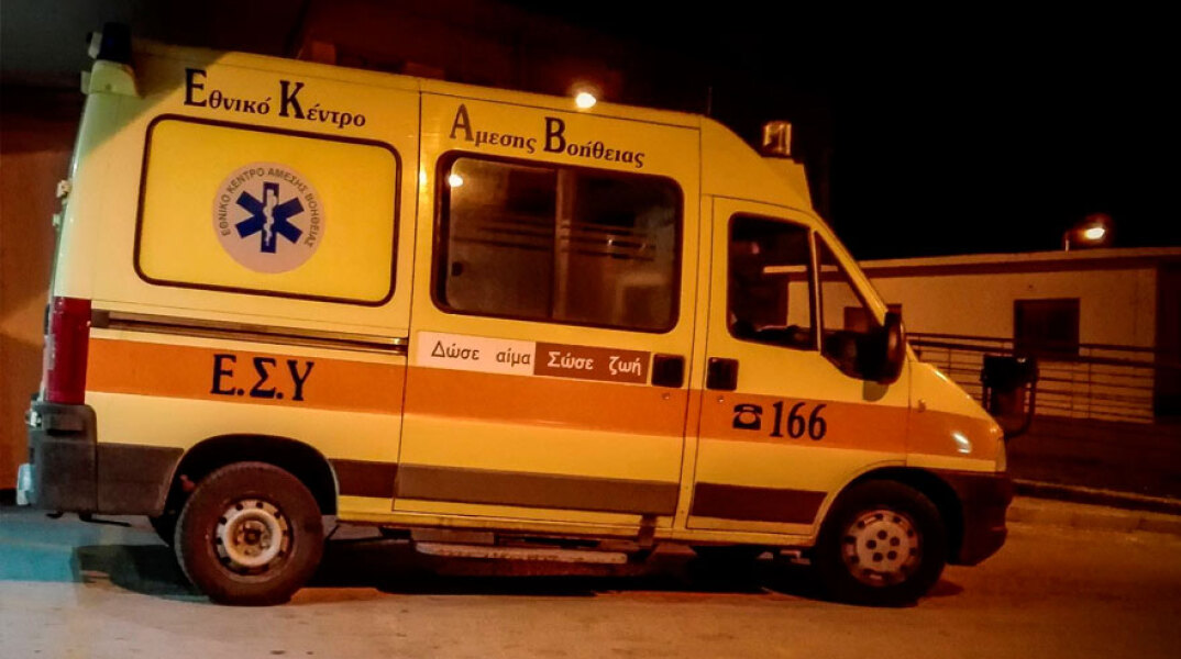 Ασθενοφόρο ΕΚΑΒ (ΦΩΤΟ ΑΡΧΕΙΟΥ)