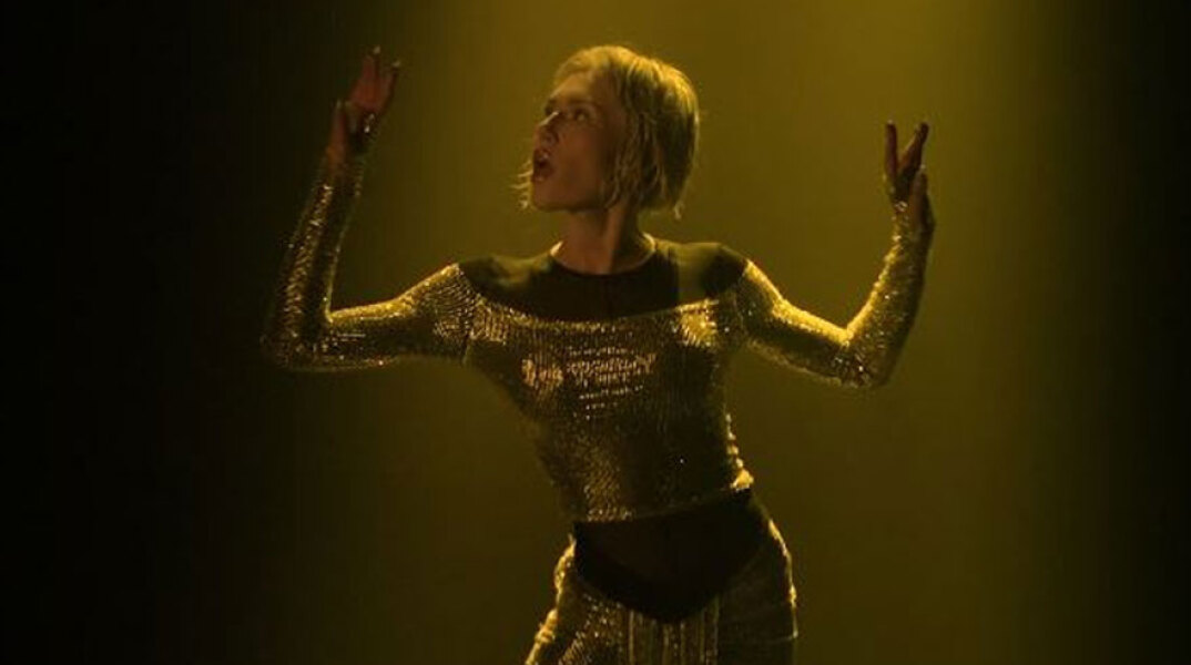 Eurovision 2021 - Κύπρος: Η Έλενα Τσαγκρινού, με δημιουργία Celia Kritharioti, στο κλιπ για το τραγούδι «El Diablo»