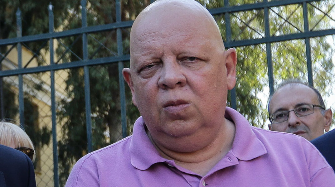 Θανάσης Μαυρίδης - Διαγνώστηκε θετικός στον κορωνοϊό και νοσηλεύεται σε νοσοκομείο