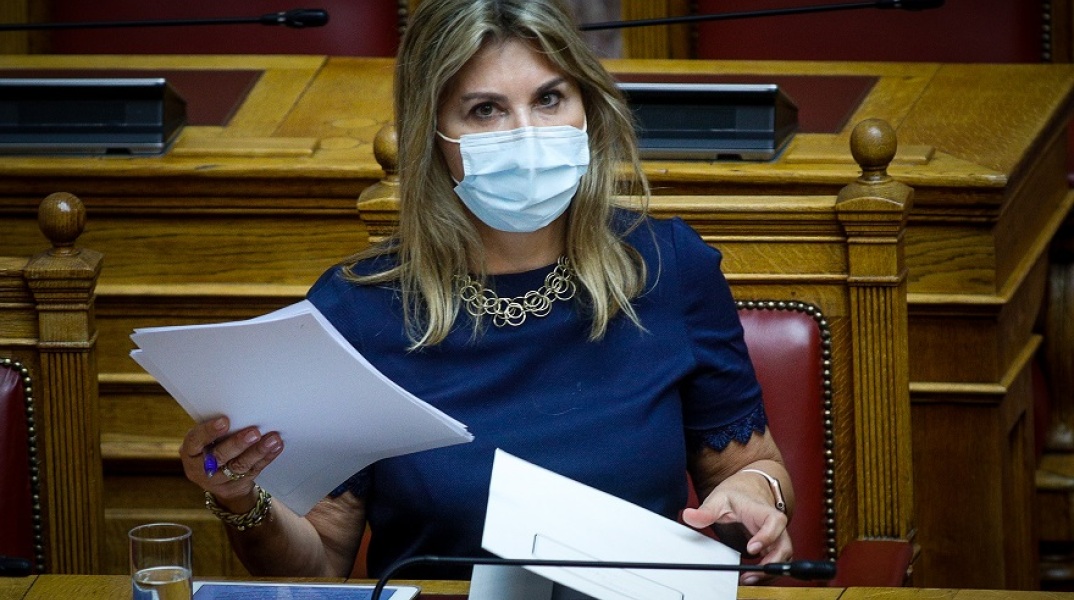 Η υφυπουργός Παιδείας, Ζέττα Μακρή