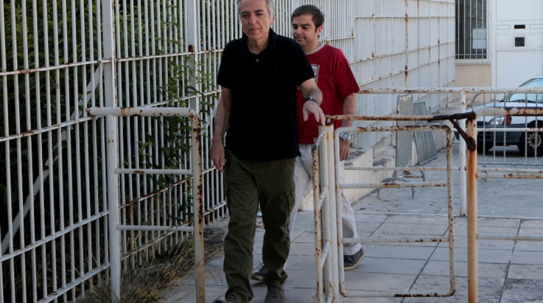  Δημήτρης Κουφοντίνας