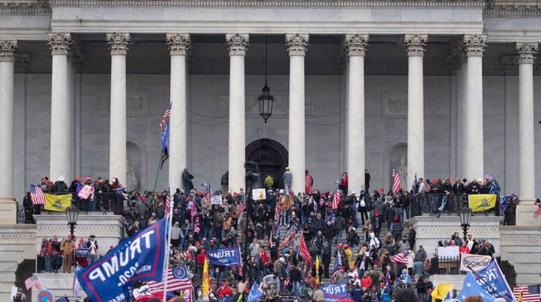 Εισβολή στο Καπιτώλιο από υποστηρικτές του Τραμπ