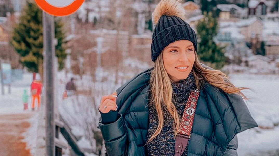 Αθηνά Οικονομάκου