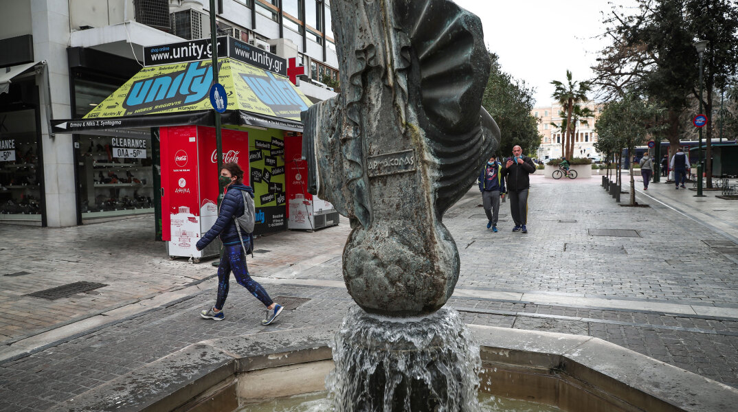 Lockdown για τον κορωνοϊό στην Αθήνα