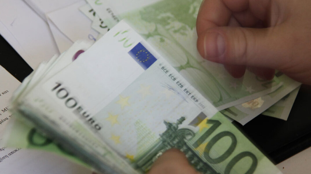 Χαρτονομίσματα ευρώ - «Τρέχει» η Επιστρεπτέα Προκαταβολή 6 και συνεχίζονται οι πληρωμές σε δικαιούχους