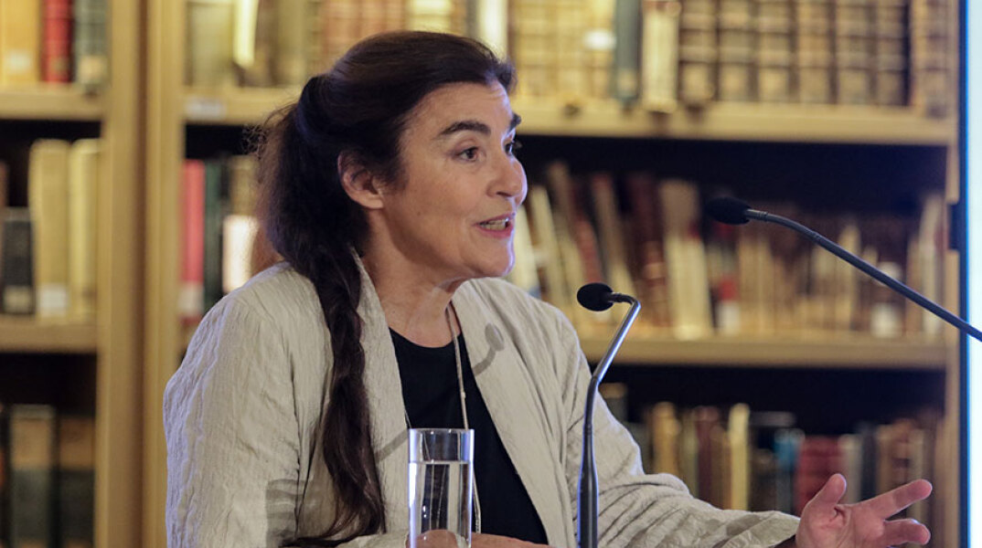 Λυδία Κονιόρδου