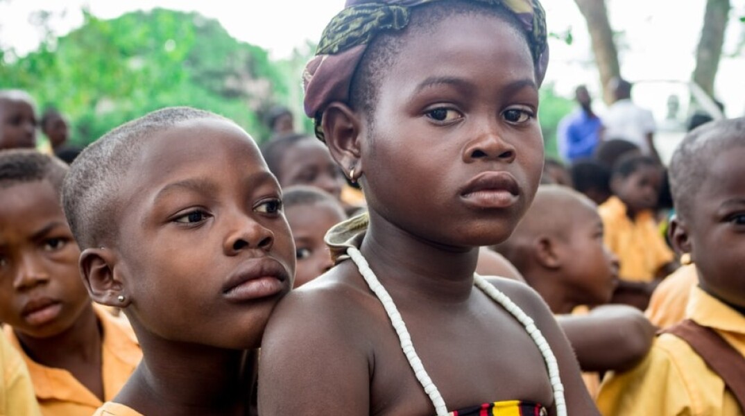 Ανήλικα κορίτσια στην Αφρική