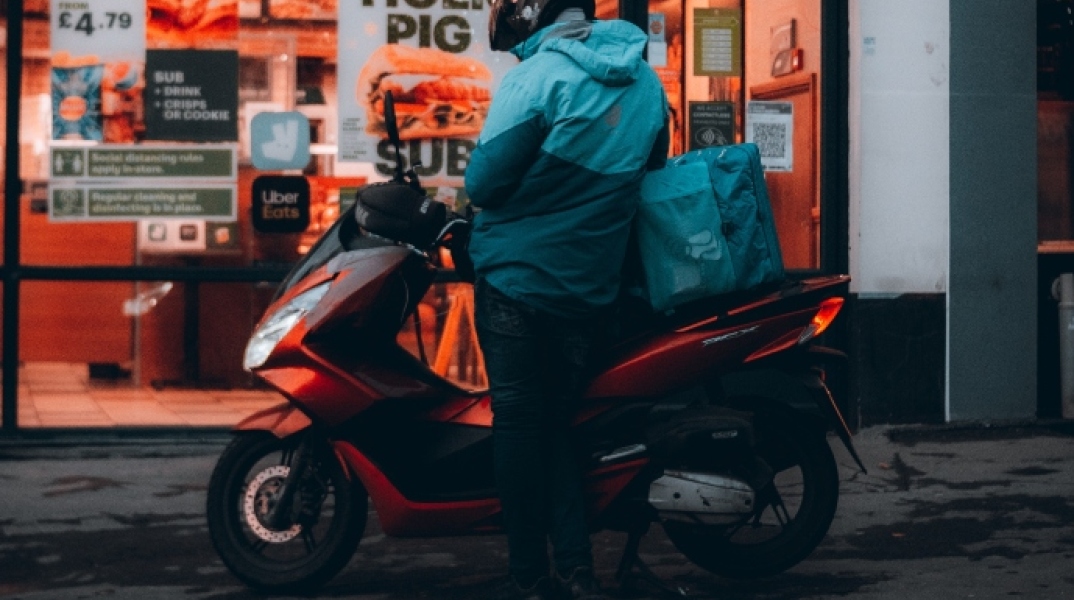 Οι ντελιβεράδες της Αθήνας