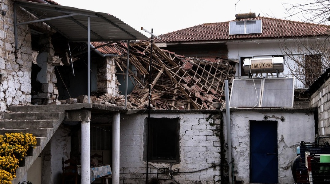 Σεισμός στην Ελασσόνα: Καταστροφές σε κτίρια