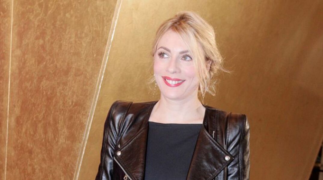 Σμαράγδα Καρύδη 