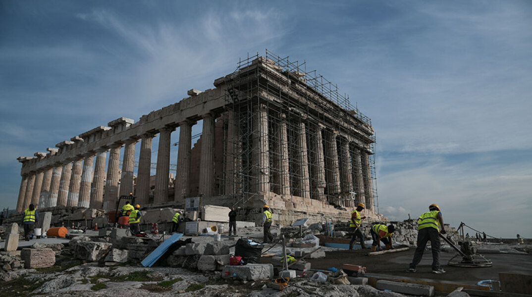Ακρόπολη: Συνεχίζονται τα έργα στον αρχαιολογικό χώρο