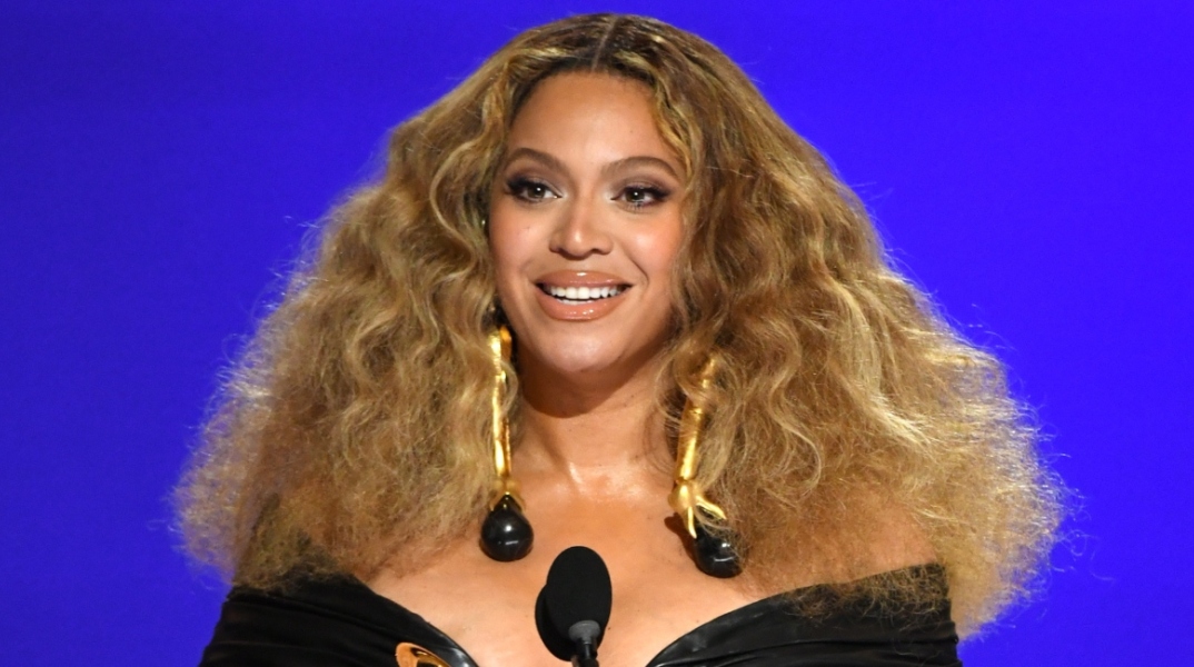 Η Beyonce έγραψε ιστορία στην 63η τελετή απονομής των μουσικών βραβείων Grammy