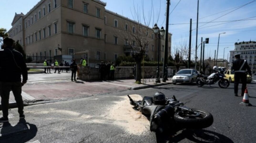 Τροχαίο στη Βουλή 