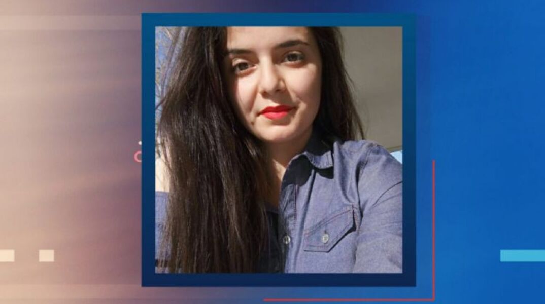 Συνεχίζεται το θρίλερ με την εξαφάνιση της 19χρονης από το Κορωπί, ενώ έρχονται στο φως της δημοσιότητας νέα στοιχεία για την υπόθεση.