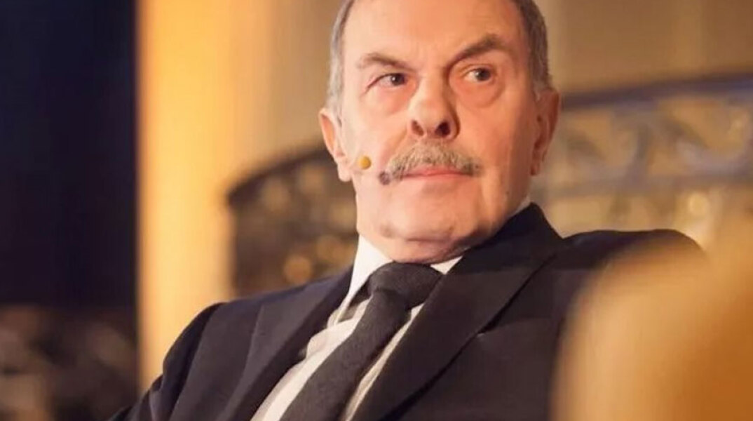 Γιάννης Αγγελικούσης, Έλληνας εφοπλιστής - Μπήκε στο νοσοκομείο