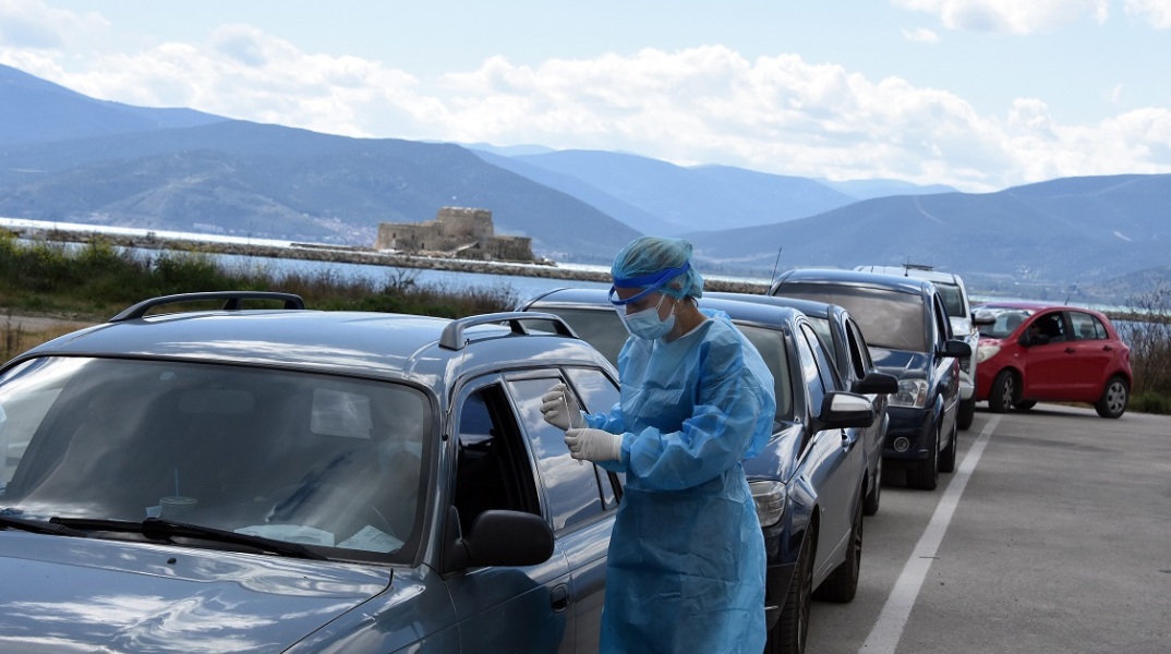 Διενέργεια ελέγχων με ταχείας ανίχνευσης τέστ για τον COVID-19 πραγματοποίησε σε οδηγούς