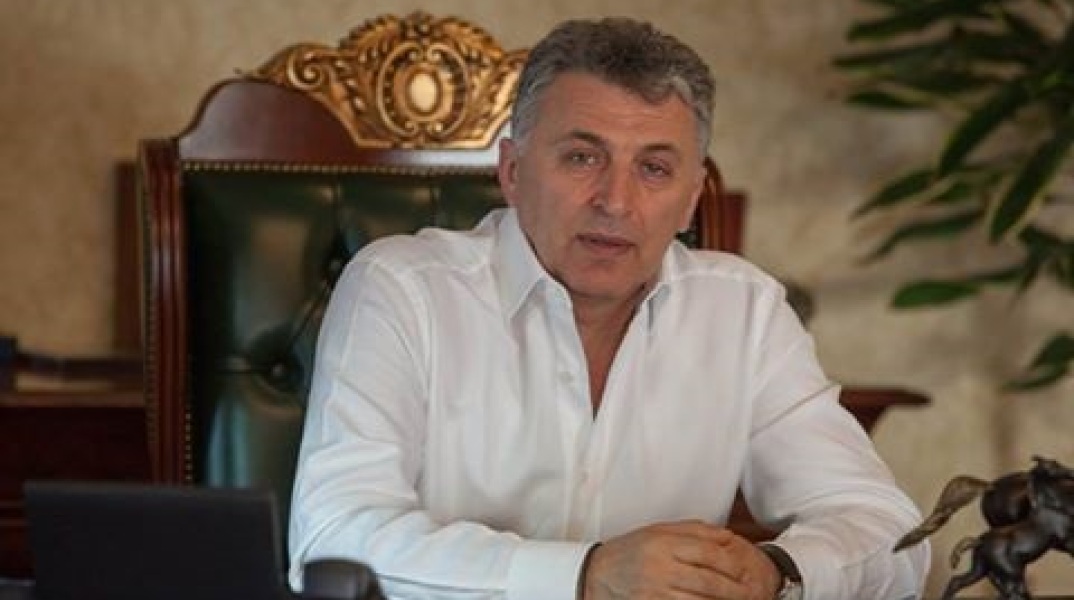 Μπόρις Μουζενίδης 