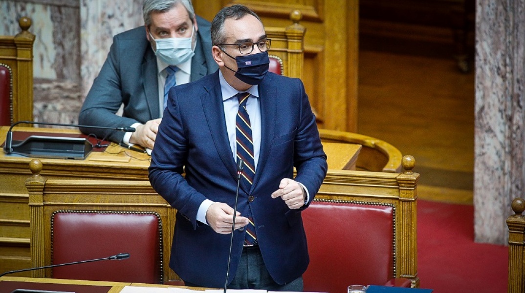 Βασίλης Κοντοζαμάνης