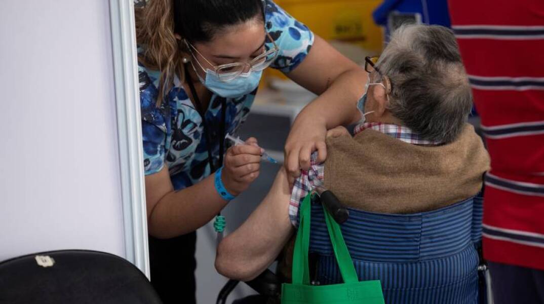 Εμβολιασμός κατά του κορωνοϊού στη Χιλή