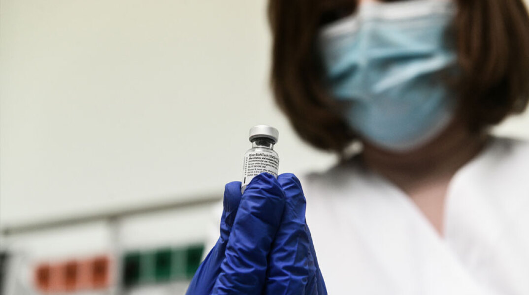 Εμβόλιο για τον κορωνοϊό στην Ελλάδα - Μέσω emvolio.gov.gr τα ραντεβού για εμβολιασμό