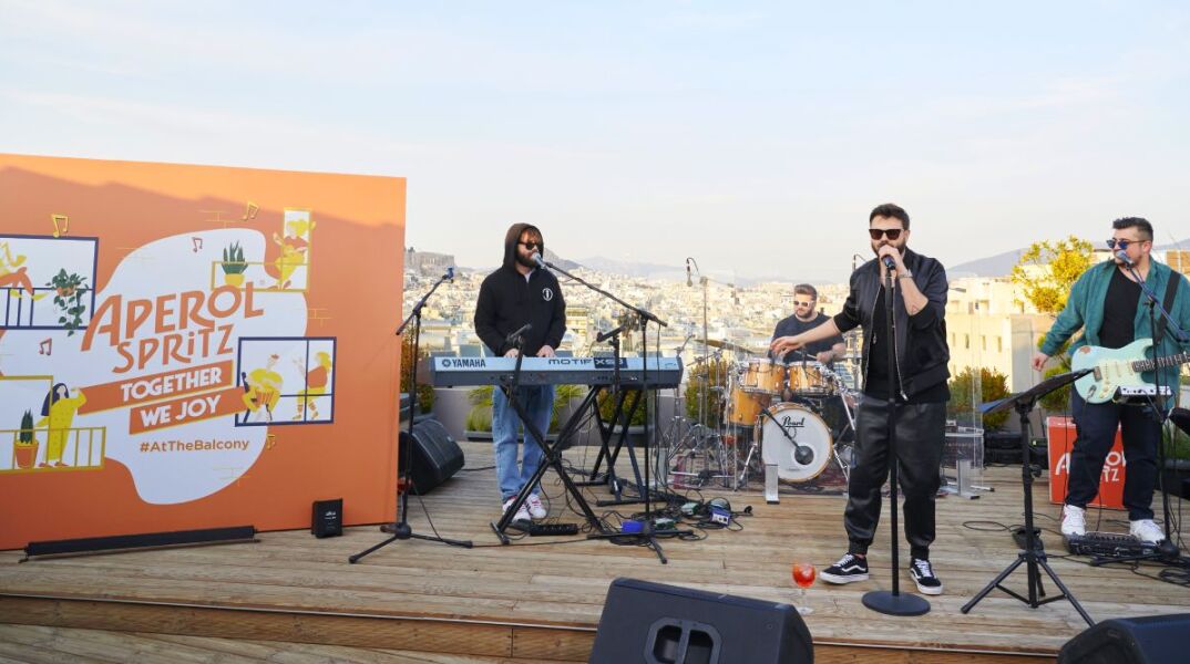 Οι Alcatrash στο πρώτο at the Balcony event του Aperol Spritz
