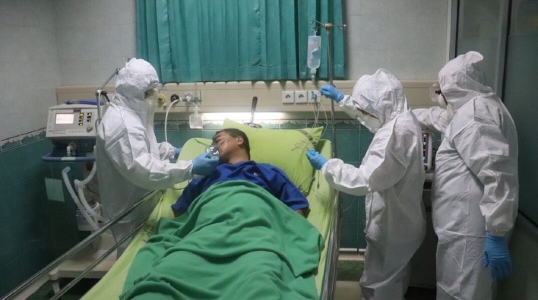 Ασθενής με κορωνοϊό σε νοσοκομείο