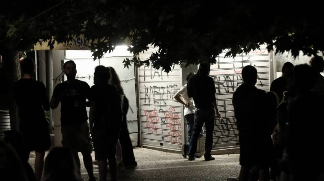 ΣΥΝΩΣΤΙΣΜΟΣ ΣΤΗΝ ΠΛΑΤΕΙΑ ΒΑΡΝΑΒΑ ΤΟΥ ΠΑΓΚΡΑΤΙΟΥ