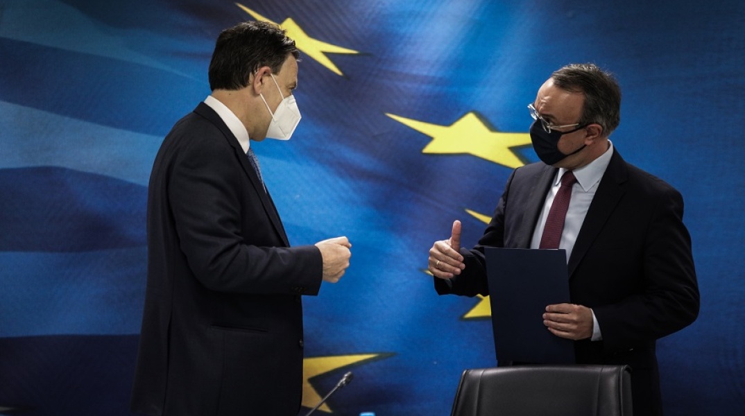 Κοινές δηλώσεις από τον Υπουργό Οικονομικών Χρήστο Σταϊκούρα με τον Αναπληρωτή Υπουργό Οικονομικών Θόδωρο Σκυλακάκη