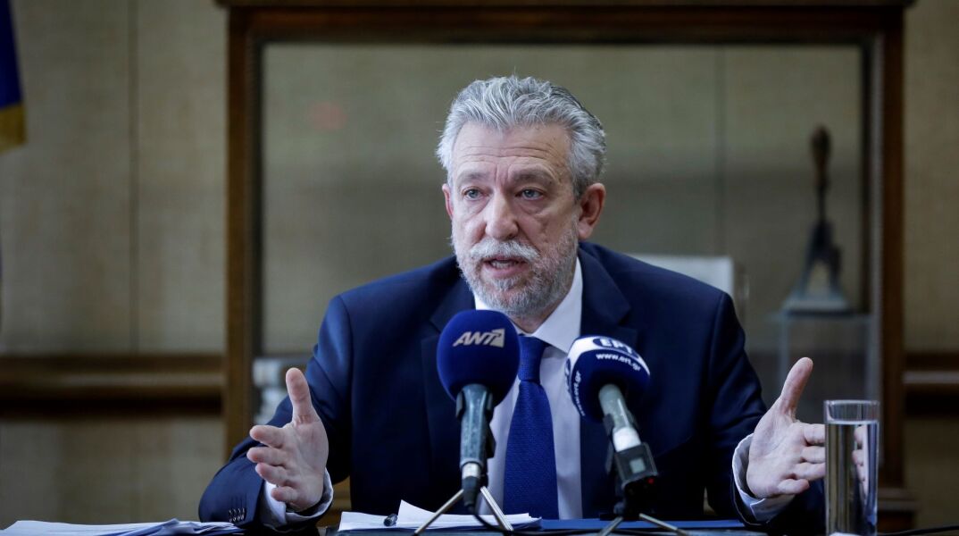 Σταυρος Κοντονής