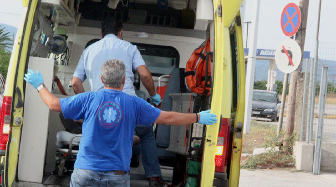 Ασθενοφόρο ΕΚΑΒ (ΦΩΤΟ ΑΡΧΕΙΟΥ)