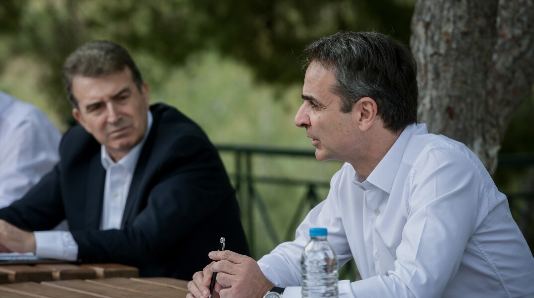 Μιχάλης Χρυσοχοΐδης - Κυριάκος Μητσοτάκης 