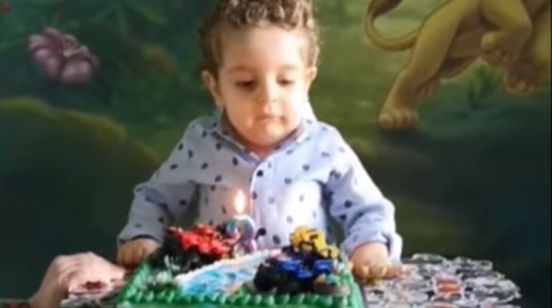 Ο Παναγιώτης Ραφαήλ