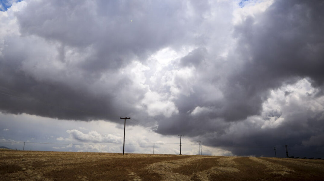 Νεφώσεις σε αρκετές περιοχές της χώρας σύμφωνα με την πρόγνωση καιρού για την Τετάρτη 14 Απριλίου 2021