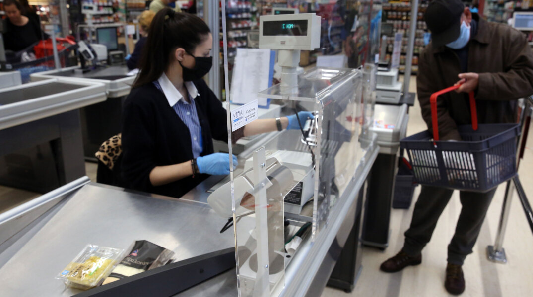 Self test: Οι εργαζόμενοι στα σούπερ μάρκετ πρέπει να το κάνουν υποχρεωτικά, όπως ανακοίνωσε ο Κωστής Χατζηδάκης