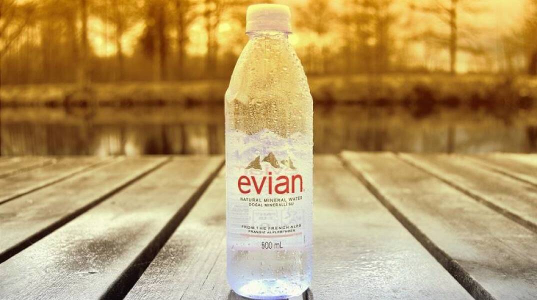 Εμφιαλωμένο νερό Evian