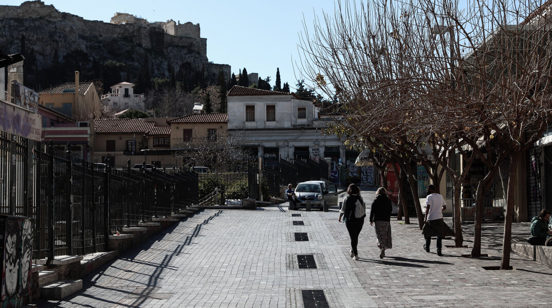 Κορωνοϊός - Ελλάδα: Εικόνα από το κέντρο της Αθήνας