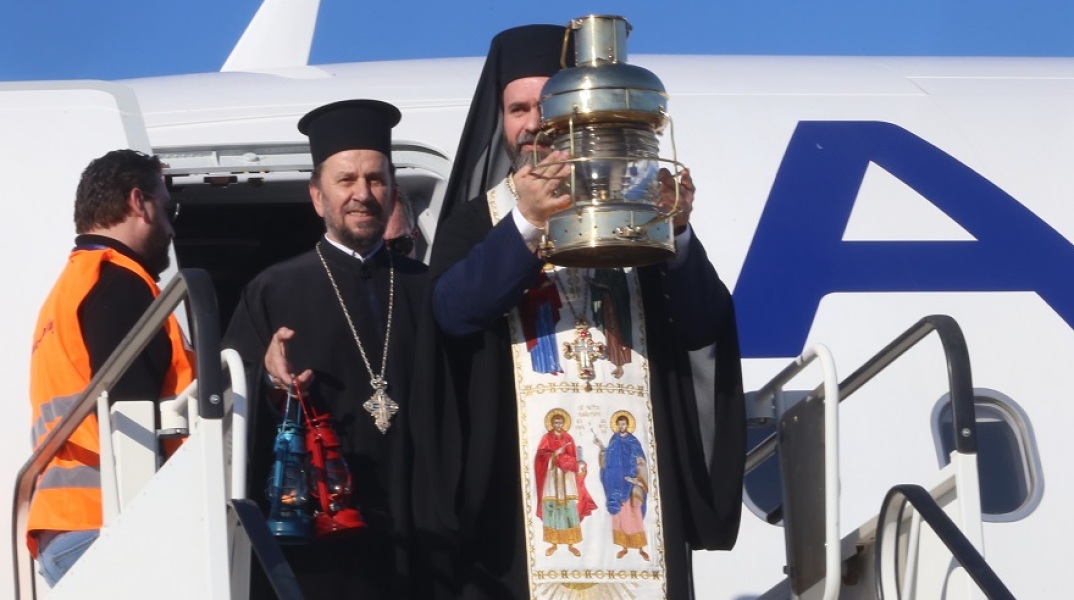 Άγιο Φως: Η άφιξή του από τα Ιεροσόλυμα